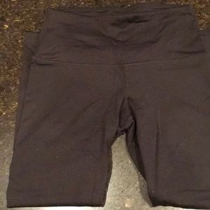 90 Degree Black Capris Leggings